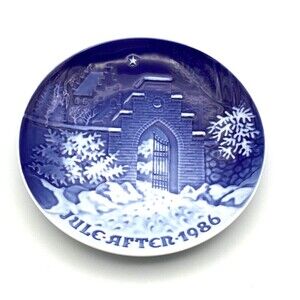 Bing & Grondahl Jule Aften Porcelain Silent Night Blue and White Christmas Plate
